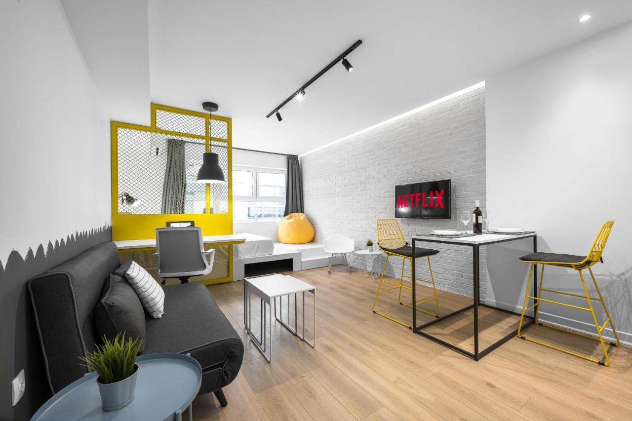 Nyma White Apartments, The Luxury Suites テッサロニキ エクステリア 写真