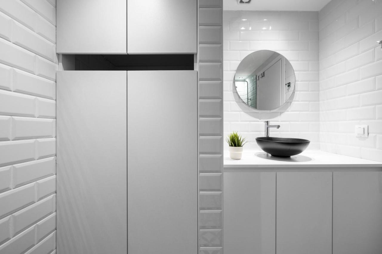 Nyma White Apartments, The Luxury Suites テッサロニキ エクステリア 写真