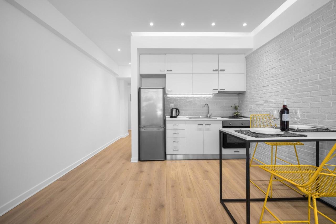 Nyma White Apartments, The Luxury Suites テッサロニキ エクステリア 写真