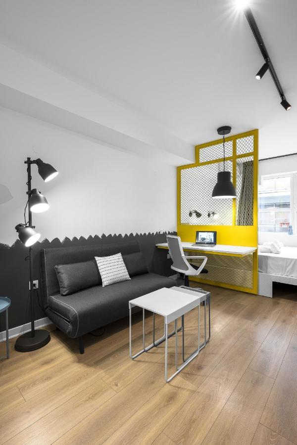 Nyma White Apartments, The Luxury Suites テッサロニキ エクステリア 写真