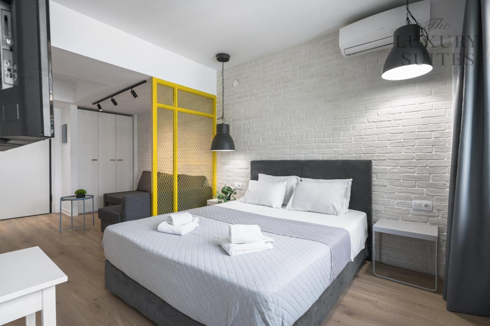 Nyma White Apartments, The Luxury Suites テッサロニキ エクステリア 写真